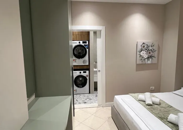 Kodra E Diellit * Τίρανα